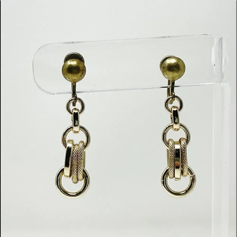 Vintage Costume Jewelry Screw Back Gold Toned Chain Link Dangle Earrings